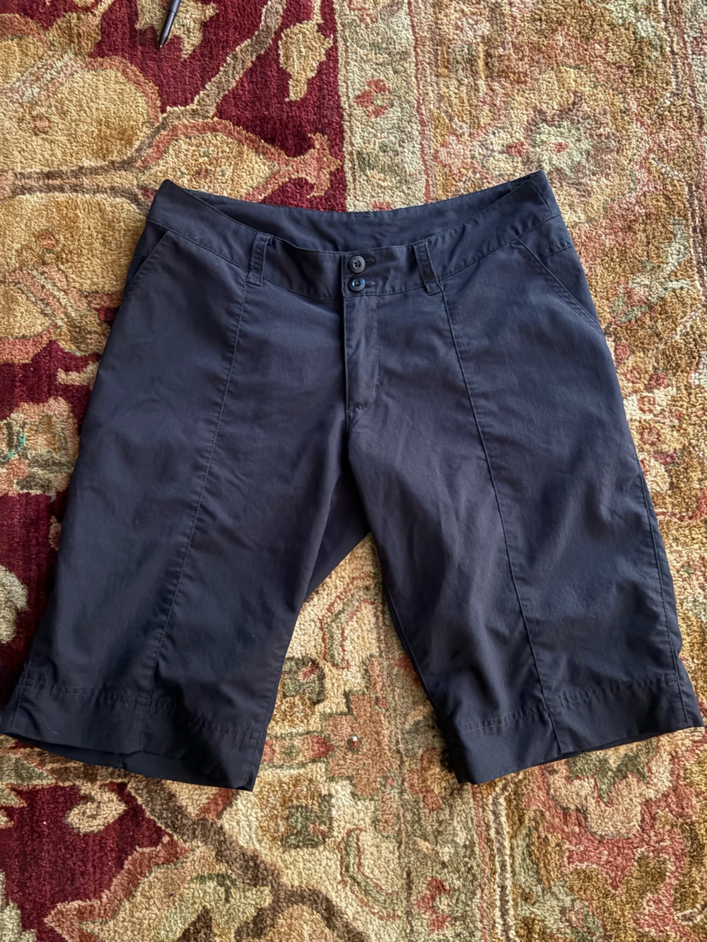 Patagonia Black Pedal Pushers Size 6